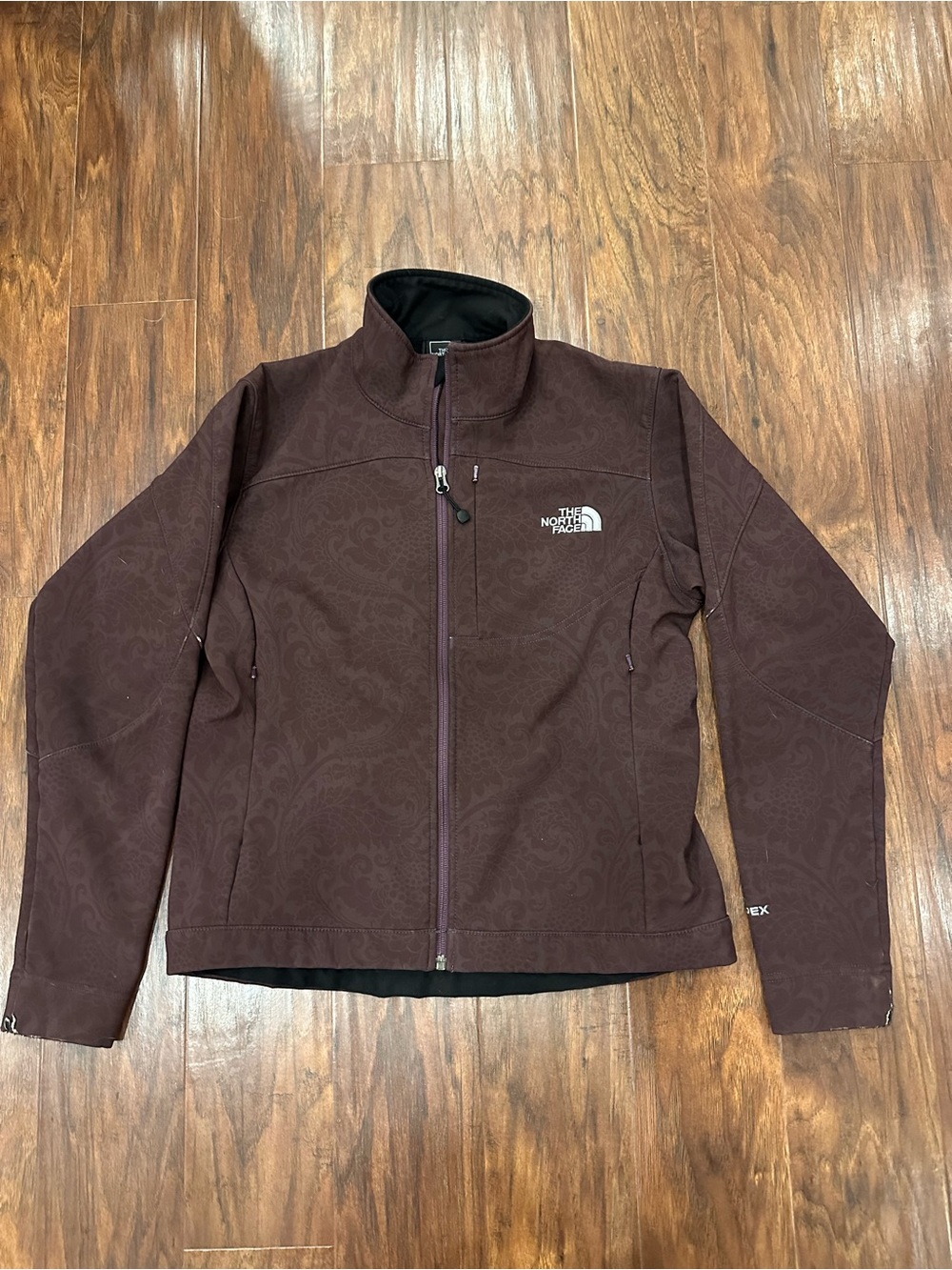 The North Face Women’s Apex Softshell Fleece-Lined Jacket